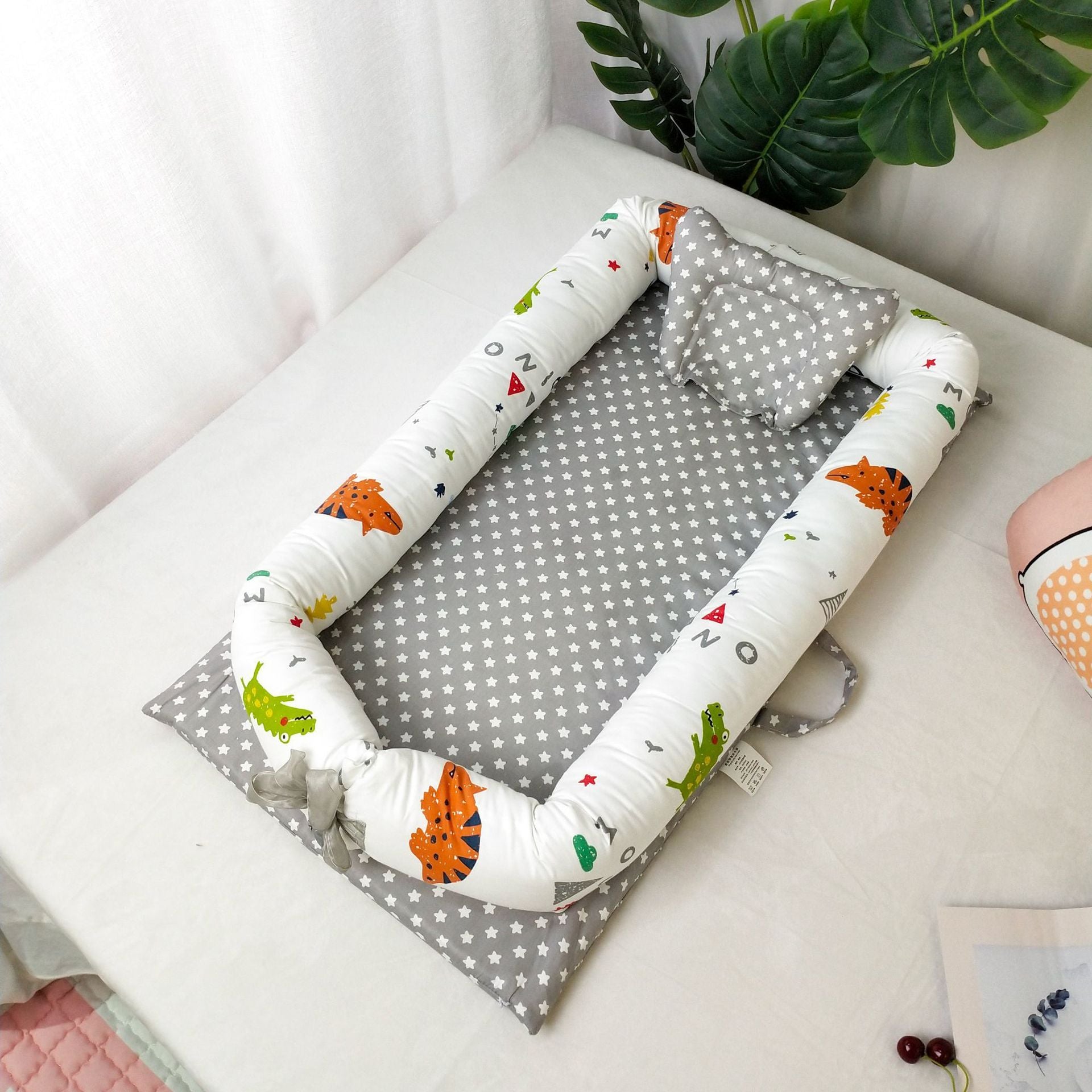 Portable Foldable Newborn Baby Crib